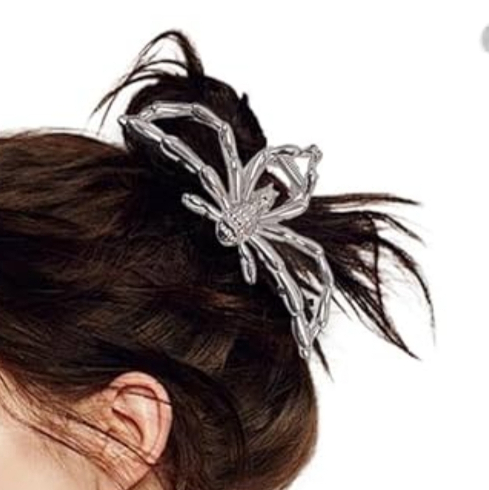 Silvery SPIDER METAL HAIR CLAW
